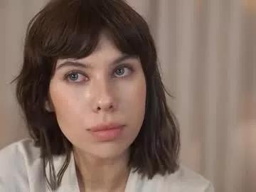 bloominghaze on Chaturbate