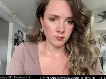 bloomyogi from Chaturbate