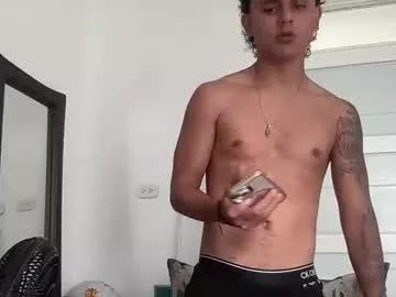 bob_pettersonn from Chaturbate