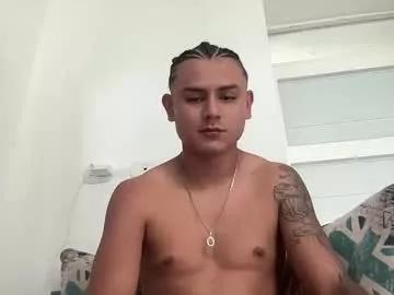 bob_pettersonn from Chaturbate