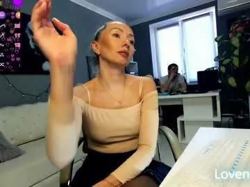 bonnie_annd_clyde from Chaturbate