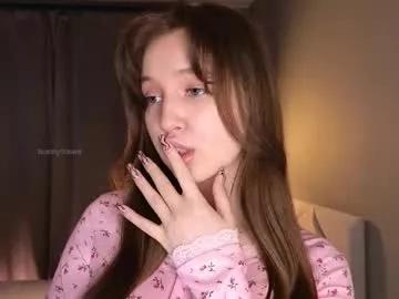 bonnyflower from Chaturbate