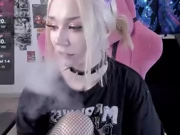 broodmommyy3 from Chaturbate
