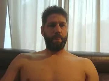 bubblebee1982 from Chaturbate