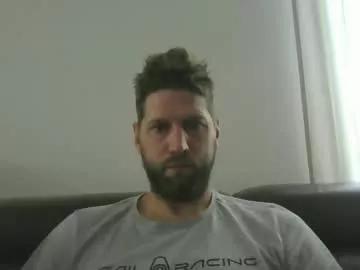 bubblebee1982 from Chaturbate