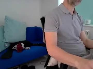 bubblebumdave from Chaturbate