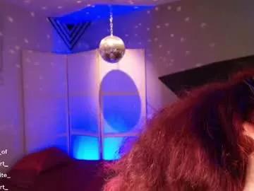 bubblewhite_ from Chaturbate