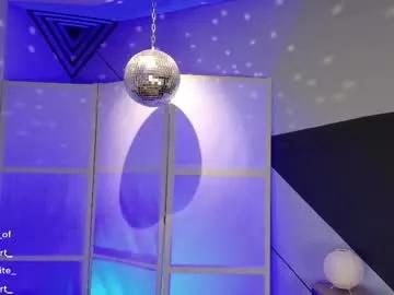 bubblewhite_ from Chaturbate