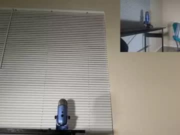 bull28tlou from Chaturbate