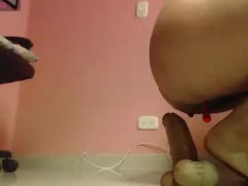 bunnyemilyr0s33 from Chaturbate