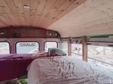 busbuddies from Chaturbate