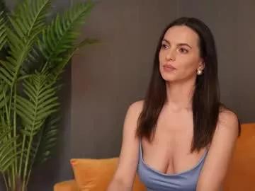 calliadesigner from Chaturbate