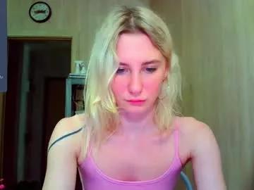 caramel_pie_ from Chaturbate