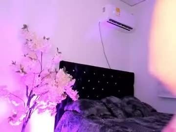 caramelo_exotico from Chaturbate