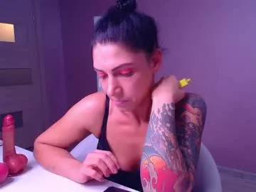 carrie_moonshine from Chaturbate