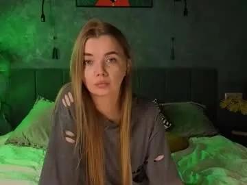 carriebradshawww from Chaturbate