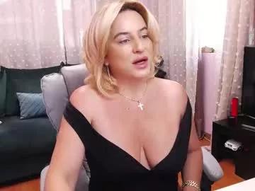 carrielovex from Chaturbate