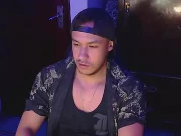 casas_oom from Chaturbate
