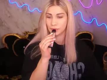 cassandragood from Chaturbate
