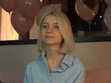 cassie130505 from Chaturbate
