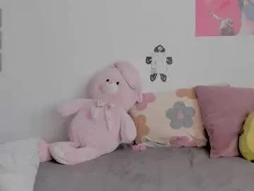 cassiee_love from Chaturbate