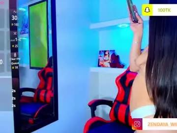 catalehia_milk from Chaturbate