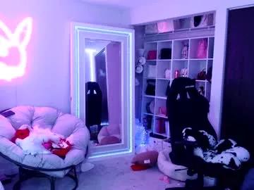 ccinnamon from Chaturbate
