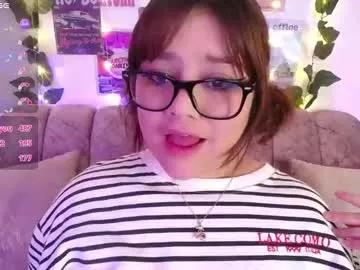 chaarlotte_1 from Chaturbate