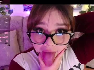 chaarlotte_1 from Chaturbate