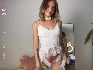 charming_melodii model from Chaturbate