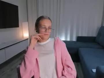 cherrieaxson on Chaturbate