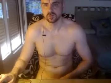 chicocam1983 from Chaturbate