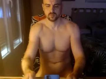 chicocam1983 from Chaturbate