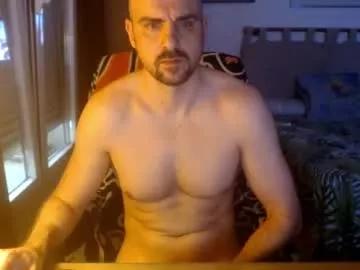 chicocam1983 from Chaturbate