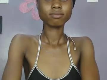 choco_petitqueen from Chaturbate