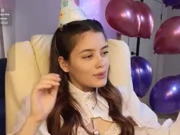 chocolatem1lk from Chaturbate