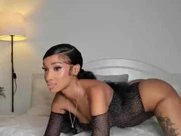 cinnamon_lips07 from Chaturbate