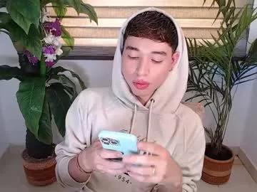 coddy_doll from Chaturbate