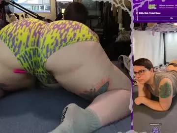 creepycrawlyqueen from Chaturbate