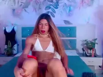 cristhy_huge_cockts from Chaturbate is Freechat