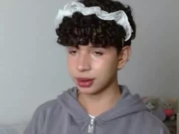 cuddly_twinkie from Chaturbate