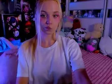 cuttie_ponyy from Chaturbate