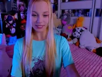 cuttie_ponyy from Chaturbate