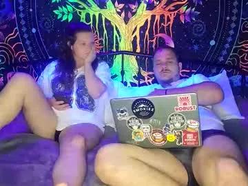 daddies_lil_secret from Chaturbate