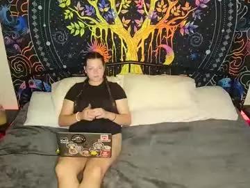daddies_lil_secret from Chaturbate