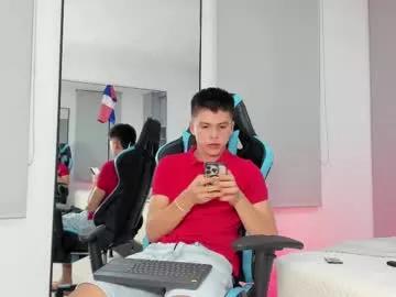 daddyrich4u from Chaturbate