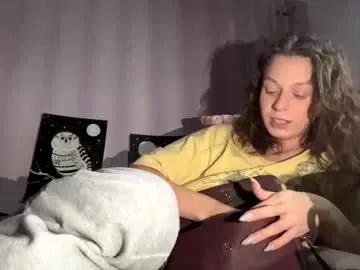 Dakotabagaoisan webcams show profile image 