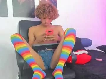 dandywolf_ from Chaturbate