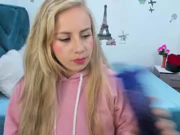 danna_martinezz from Chaturbate
