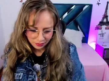 danna_martinezz from Chaturbate